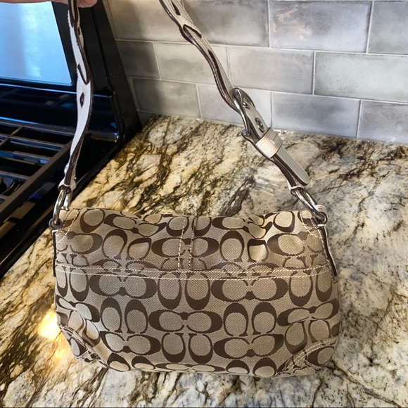 Coach Soho Signature Hobo Shoulder Buckle Bag - Picture 5 of 6